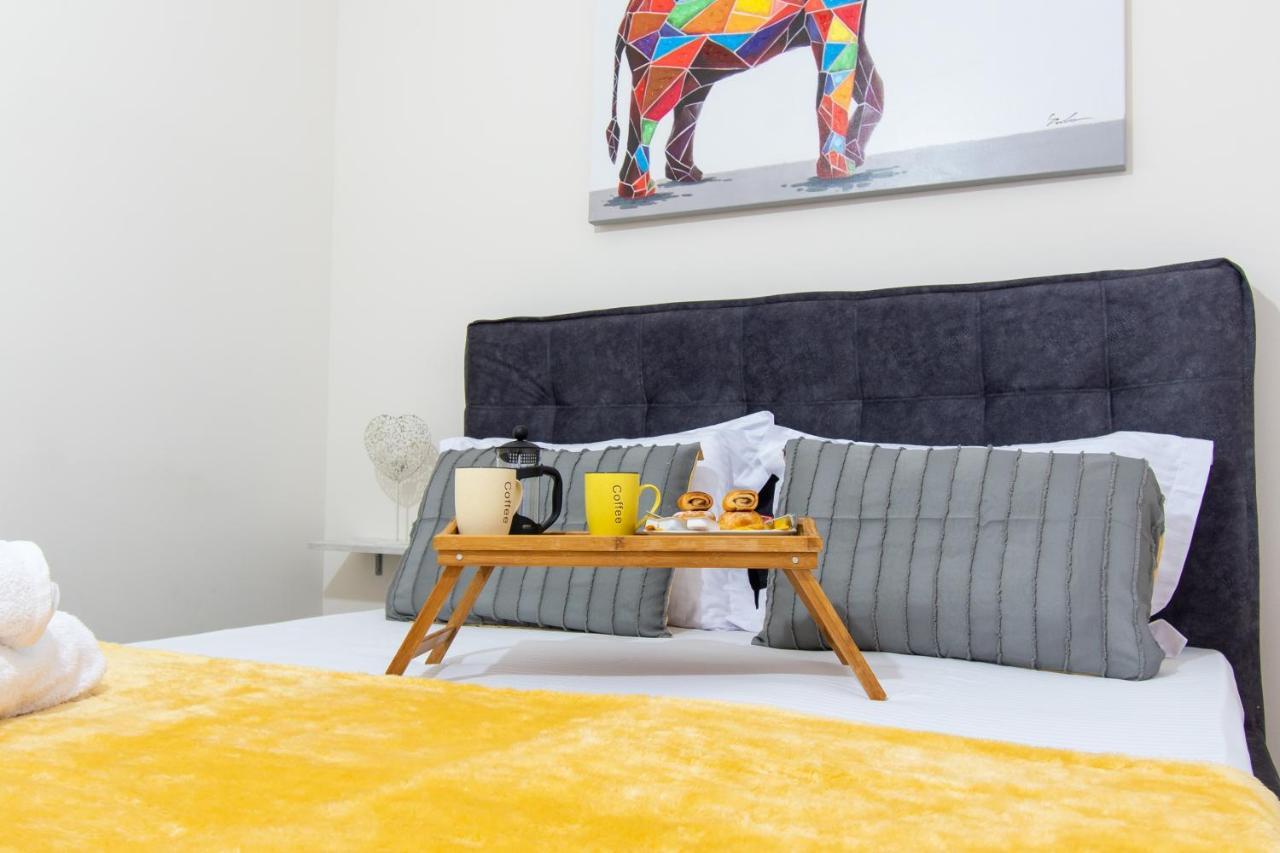 Yelayellow House Near To Airport, Rafina Port And Metropolitan Expo Artemida  Zewnętrze zdjęcie